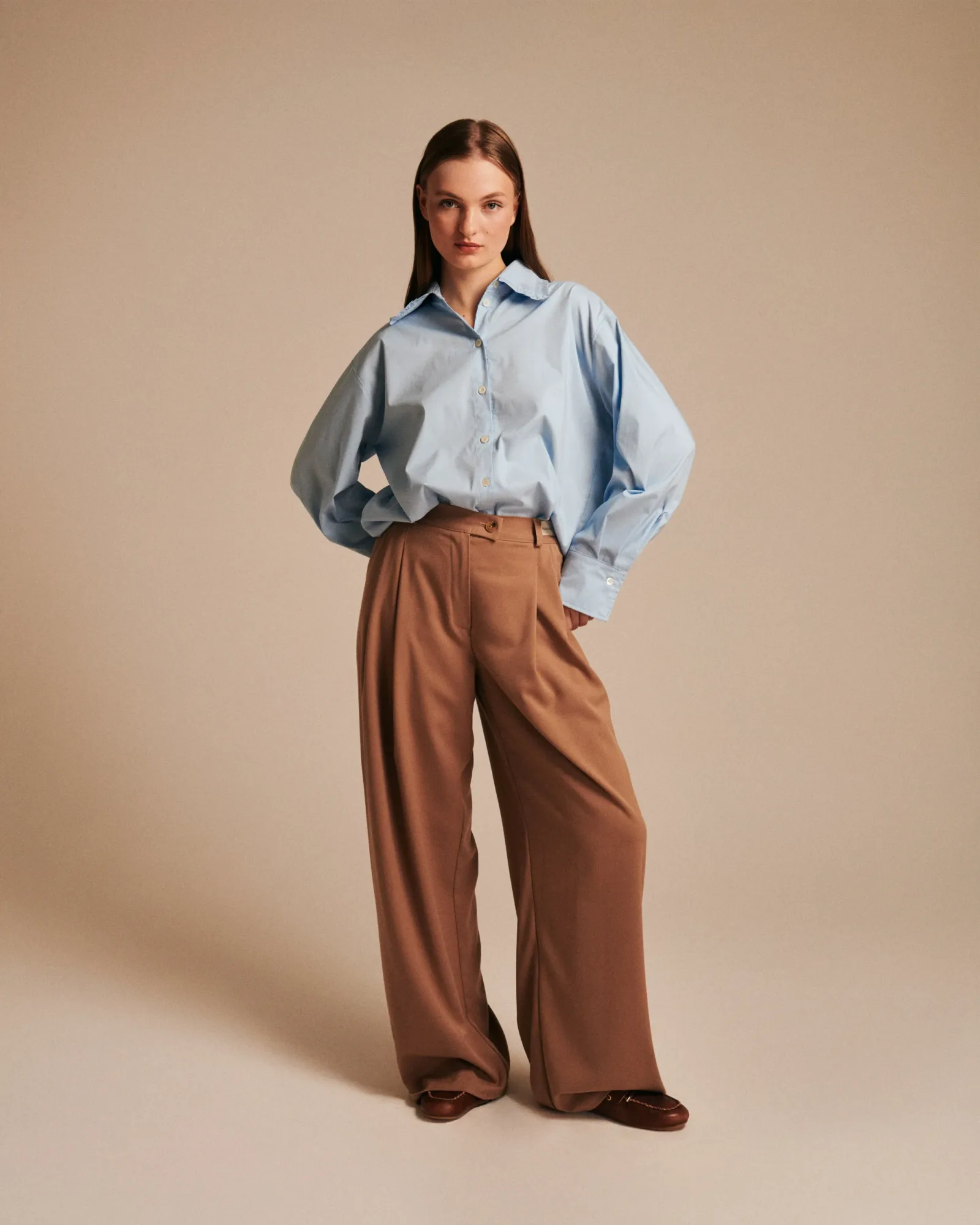 CAMEL FLOWY TROUSERS, photograph 1